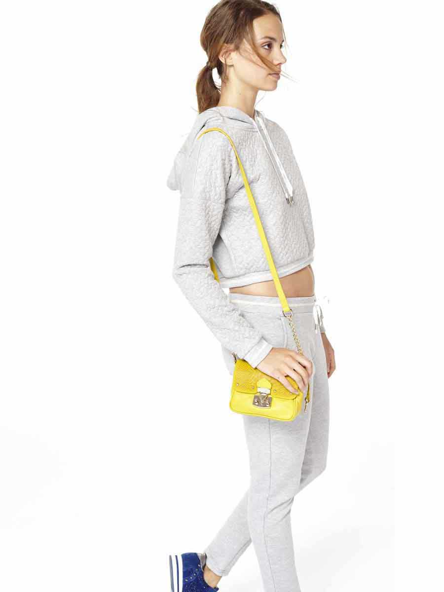 Felpa-Chiusa-Twist-T65012J7499-Liu-Jo-Sport3