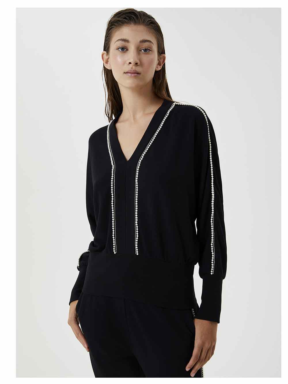 Maglia Donna Liu Jo Sport nera in viscosa cascante felpata - TF0109F057622222 Maglia Donna Liu Jo Sport nera in viscosa cascante felpata - TF0109F057622222